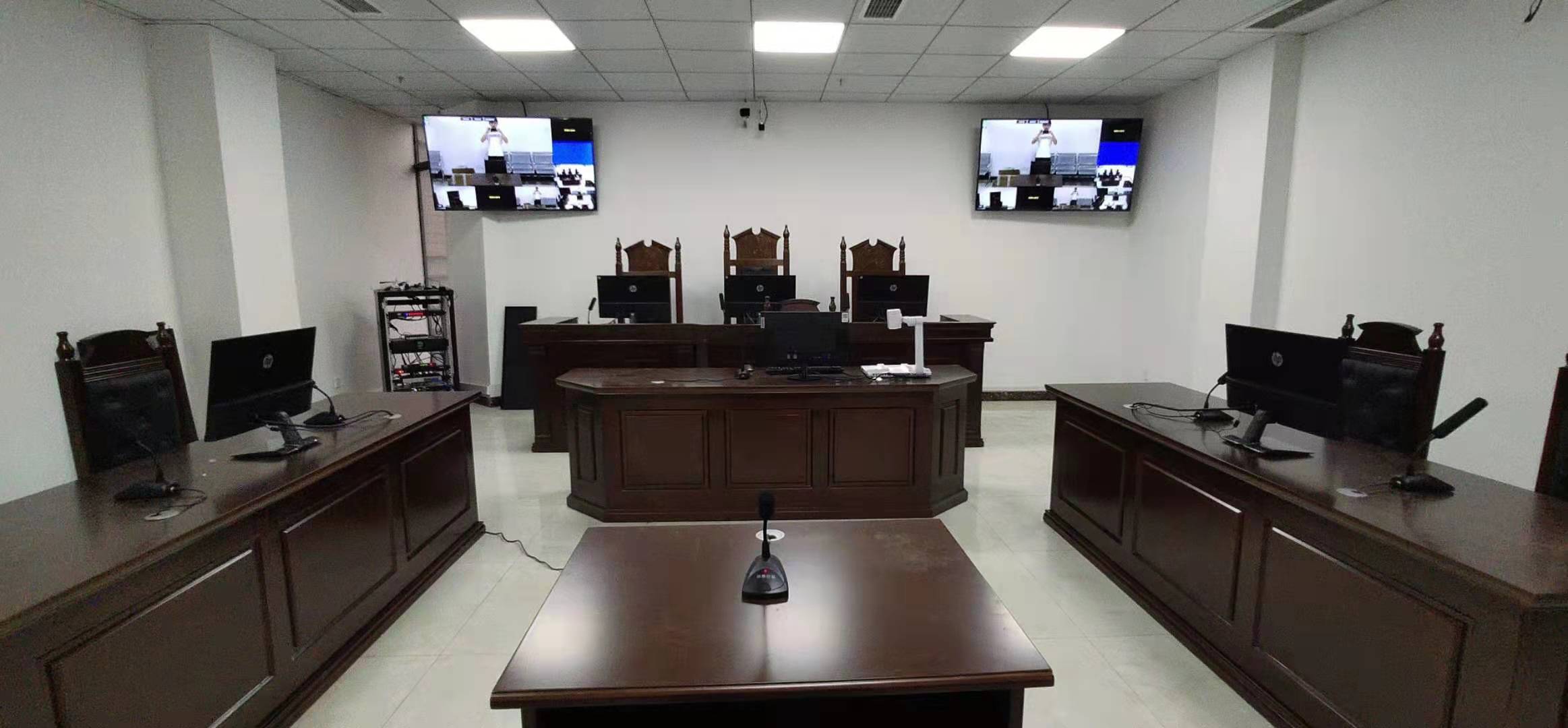 四川省南充市顺庆区仲裁庭审